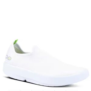 WOMEN'S OOMG EEZEE LOW SHOE OOFOS size 40.5/US 9.5 Women’s